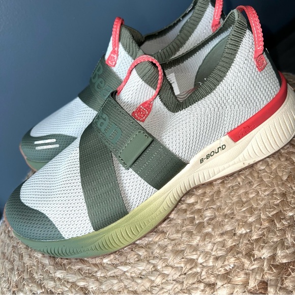 L.L. Bean Dirigo BeBound Slip On Sneakers - Picture 4 of 10